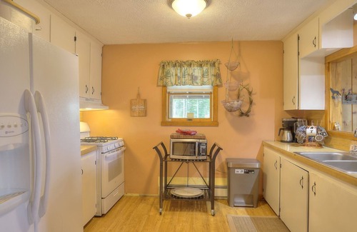 Rangeley Casa | My Getaway - escape to Rangeley Lake this summer!