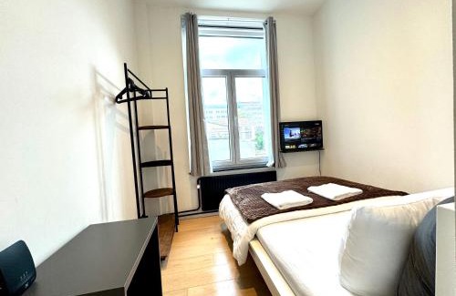 Wijk van de Squares Cama Y Desayuno | My Haus European Commision
