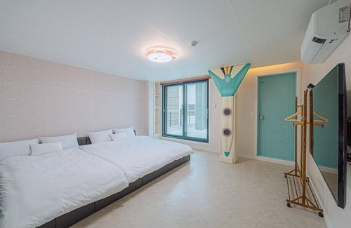 Samgon-mal Casa | My Kids Pool Villa