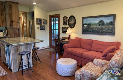 Breaux Bridge Cabina | "My Playhouse" Enjoy the country views from the wrap around screened porch
