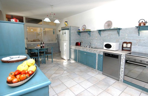 Trappeto Villa | Villa Aurora, en Trappeto, en el oeste de Sicilia, con piscina, 3 dormitorios, 8 camas.