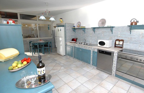 Trappeto Villa | Villa Aurora, en Trappeto, en el oeste de Sicilia, con piscina, 3 dormitorios, 8 camas.