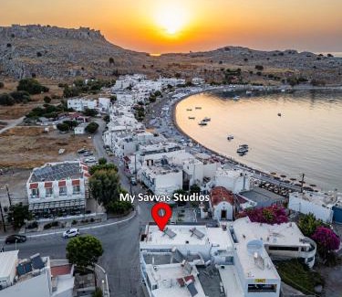 Haraki Hotel | My Savvas Studios