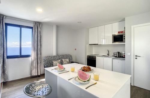 Ponta Delgada Apartamento | My school II by Atlantic Holiday