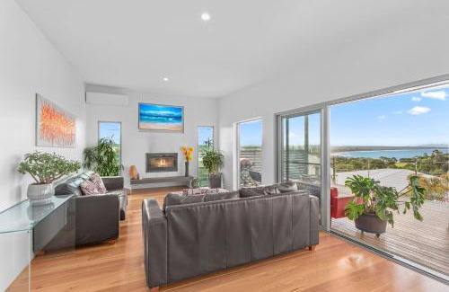 Red Head Casa | My Seascape - Extensive north facing beach and ocean views