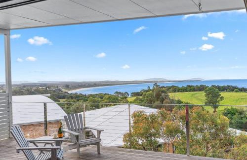 Red Head Casa | My Seascape - Extensive north facing beach and ocean views