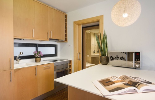Sant Gervasi Apartamento | My Space Barcelona 16 Apart. to bring 94 people to the center of Barcelona