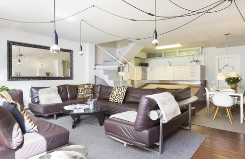 Sant Gervasi Apartamento | My Space Barcelona: 2 Apart. con piscina privada en Sant Gervasi para 20 pax