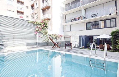 Sant Gervasi Apartamento | My Space Barcelona Apart. hasta 40 personas en 7 apartamentos en la misma finca