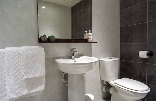 Broompark Casa | My Way Guest House
