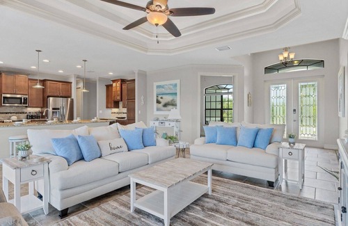South Gulf Cove Casa | MYC14422 Summary: Wel