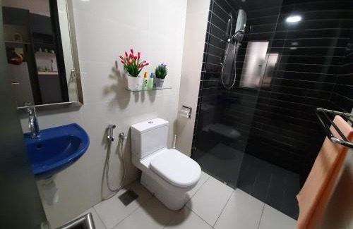 Cyberjaya Apartamento | MyCozySOHO with Excellent Swimming Pool View