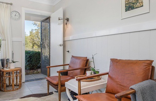 Dunbogan Apartamento | Myers Inlet - 2 bedroom unit across from Googleys Lagoon
