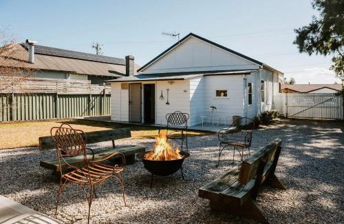 Central Mudgee Casa | Mygoura Cottage - Charming Country Living in Town