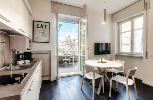 Como Apartamento | MyHomeInComo - Art Design Suites