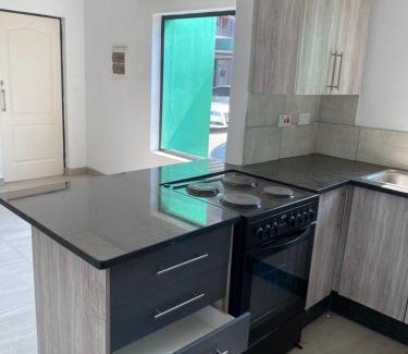 Gaborone Cama Y Desayuno | Mykwas Apartments