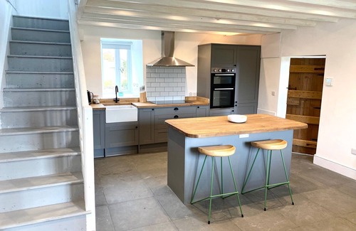 Garn Fadryn Apartamento | Mynachdy - sleeps 6 guests in 3 bedrooms