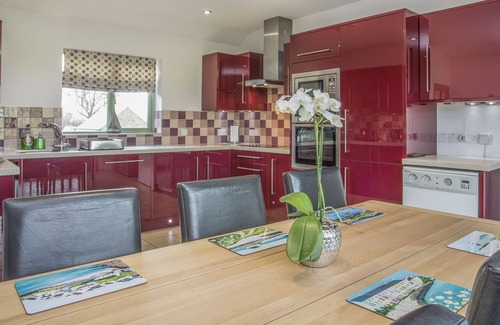 Brynsiencyn Cabaña | MYNYDD PARYS, admite mascotas, con un jardín en Brynsiencyn, Ref 1008934