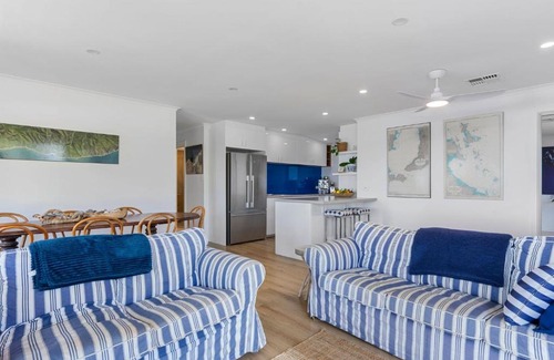Myponga Beach Casa | Myponga Dunes - 1 Hewett Crescent, Myponga Beach