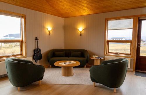 Haukadalur Casa | Myrkholt Cabin