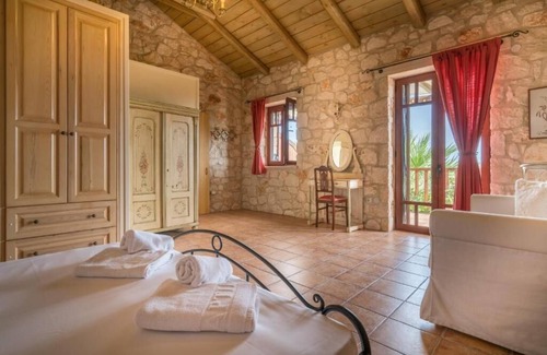 Vasilikos Casa | Myrties stone houses