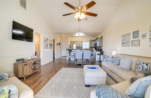 Socastee Apartamento | Myrtle Beach Condo with Large Balcony and Pool Access