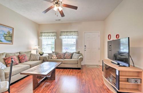 Myrtle Beach Casa | Myrtle Beach Cottage with Pool, Walk to Ocean!