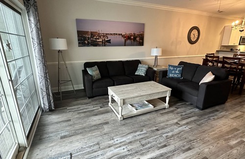 Central Myrtle Beach Condominio | Myrtle Beach, SC, EE. UU. - Condominio recientemente renovado a solo 1. 5 millas de la playa !!
