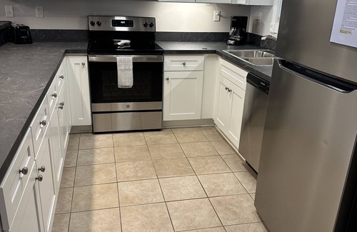 Central Myrtle Beach Condominio | Myrtle Beach, SC, EE. UU. - Condominio recientemente renovado a solo 1. 5 millas de la playa !!