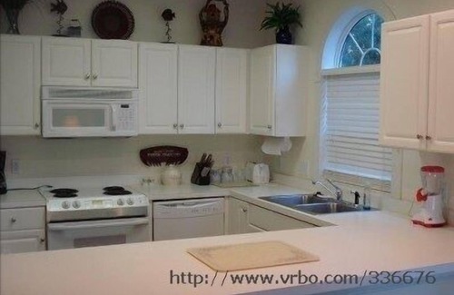 Central Myrtle Beach Condominio | Myrtlewood 2BR 1er Piso Unidad final -Wifi-Cal Ripken Bienvenido-Cerca de la piscina