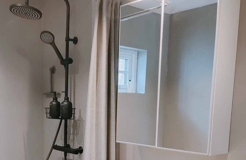 Sjorup Apartamento | Mysigt hus i liten by nära havet