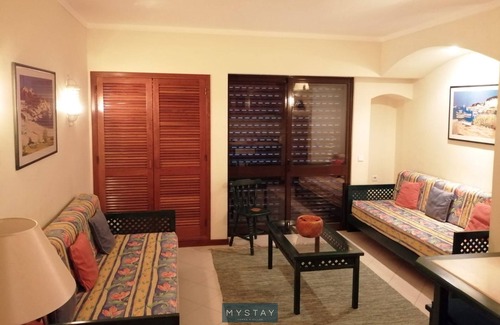 Correeira Apartamento | MyStay - Bellavista Pool & Beach