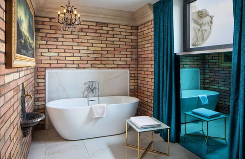 Terezvaros Hotel | Mystery Hotel Budapest, Preferred Hotels & Resorts