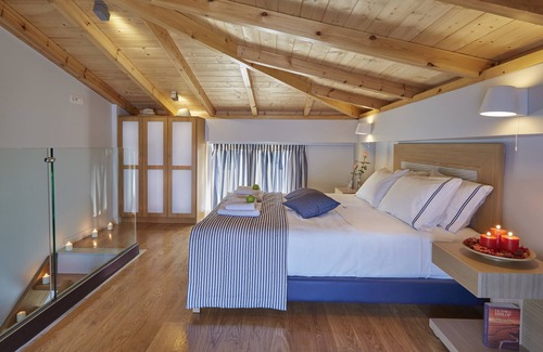 Skiathos Town Hotel | Mystery Skiathos Luxury Residence