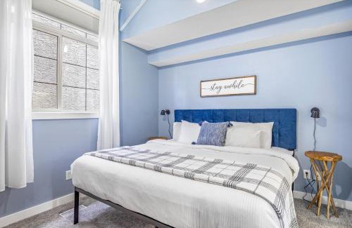 Canmore Casa | Mystic Chalet managed by Little Sister Getaways