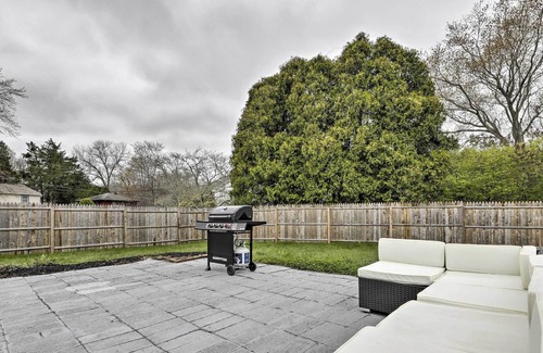 West Mystic Casa | Mystic House w/ Fenced Yard < 2 Mi to Dtwn!