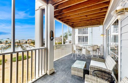 St. James Apartamento | Mystic Marina, Unit 204