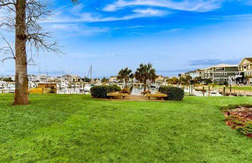 St. James Apartamento | Mystic Marina, Unit 204