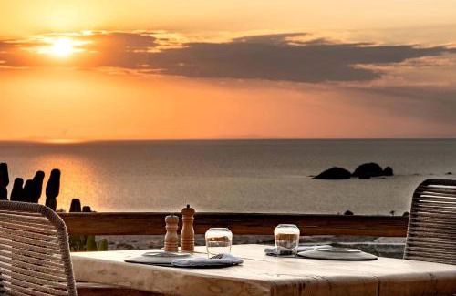 Nea Cryssi Akti Hotel | Mythic Paros , Adults Only