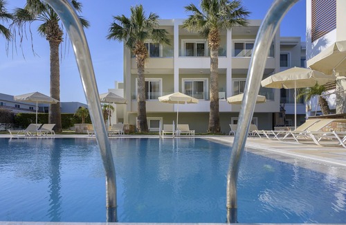 Tingaki Apartamento | Mythos Suites Hotel