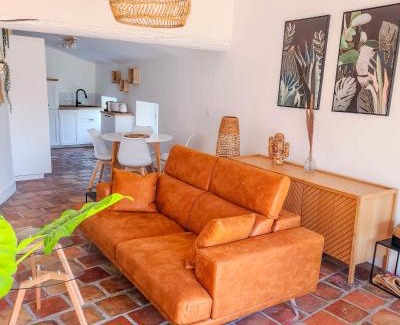 Nimes City Centre Apartamento | Nî'douillet-P3 Terrasse et climatisé-coeur de ville