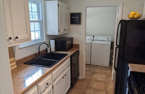 Jackson Casa | N Jackson 3 BR 2 BA Near I40, Ballpark, Golf, Food