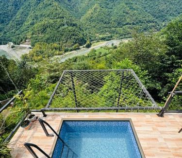 Adjara Cabina | N STORY