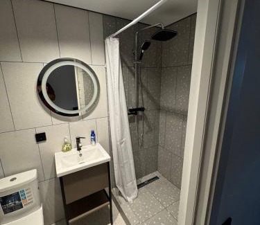Podil Hotel | N17 Hotel