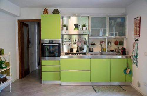 Villaggio Taunus Apartamento | N228 - Numana, quadrilocale ristrutturato con giardino