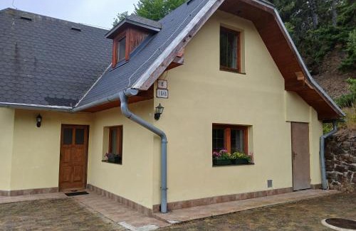 Banska Stiavnica Casa | NAŠE VAŠE Domček pod starým mestom