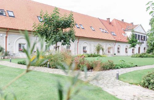 Obristvi Casa | Na Kmíně