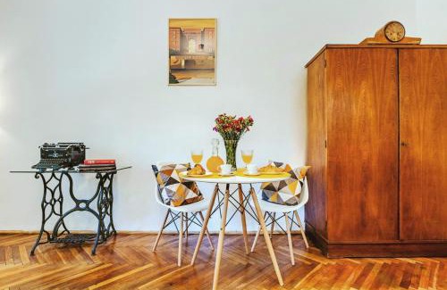 Muranow Apartamento | Na Muranowie - mieszkanie z historią I In Muranów - a flat with Warsaw history