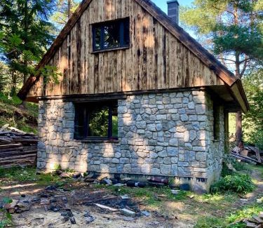 Velicna Chalet De Esquí | Na samote pod skalou - digitálný detox