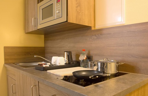 Griesheim Hotel | NAAM Hotel & Apartments Frankfurt